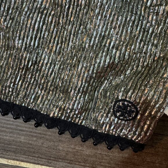 TORY BURCH CRINKLED LAMÉ SMOKING BOW TIE SCARF SILVER NWT - Picture 4 of 6